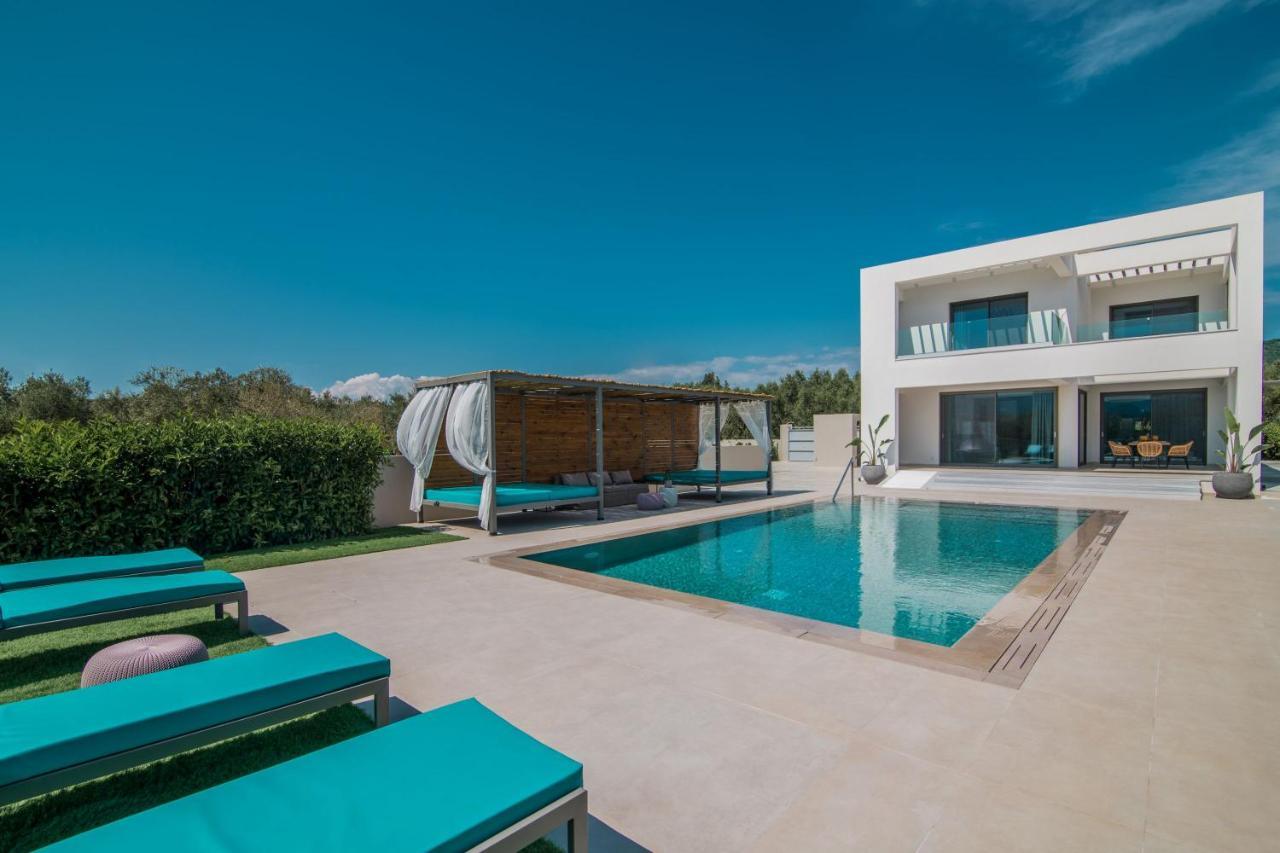Antonia Villa - Luxurious Serenity With Private Pool, By Zantewize Kalipádhon Exterior foto